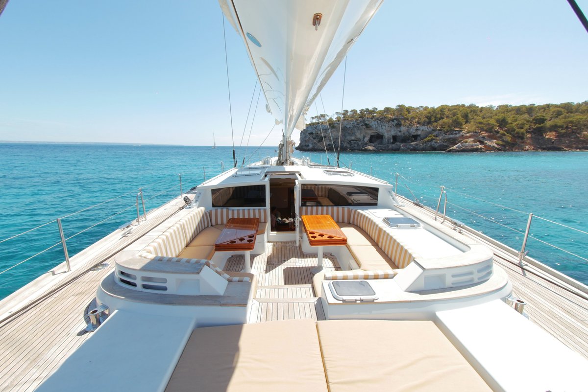 Exquisitely comfortable and luxurious, 31m S/Y Elton offers charter guests a spacious and stylish approach to sailing on a Mediterranean vacation 🛥️ @superyachtelton

Charter@westnautical.com

#superyachts #sailingyacht #windshiptrident #yachtholiday