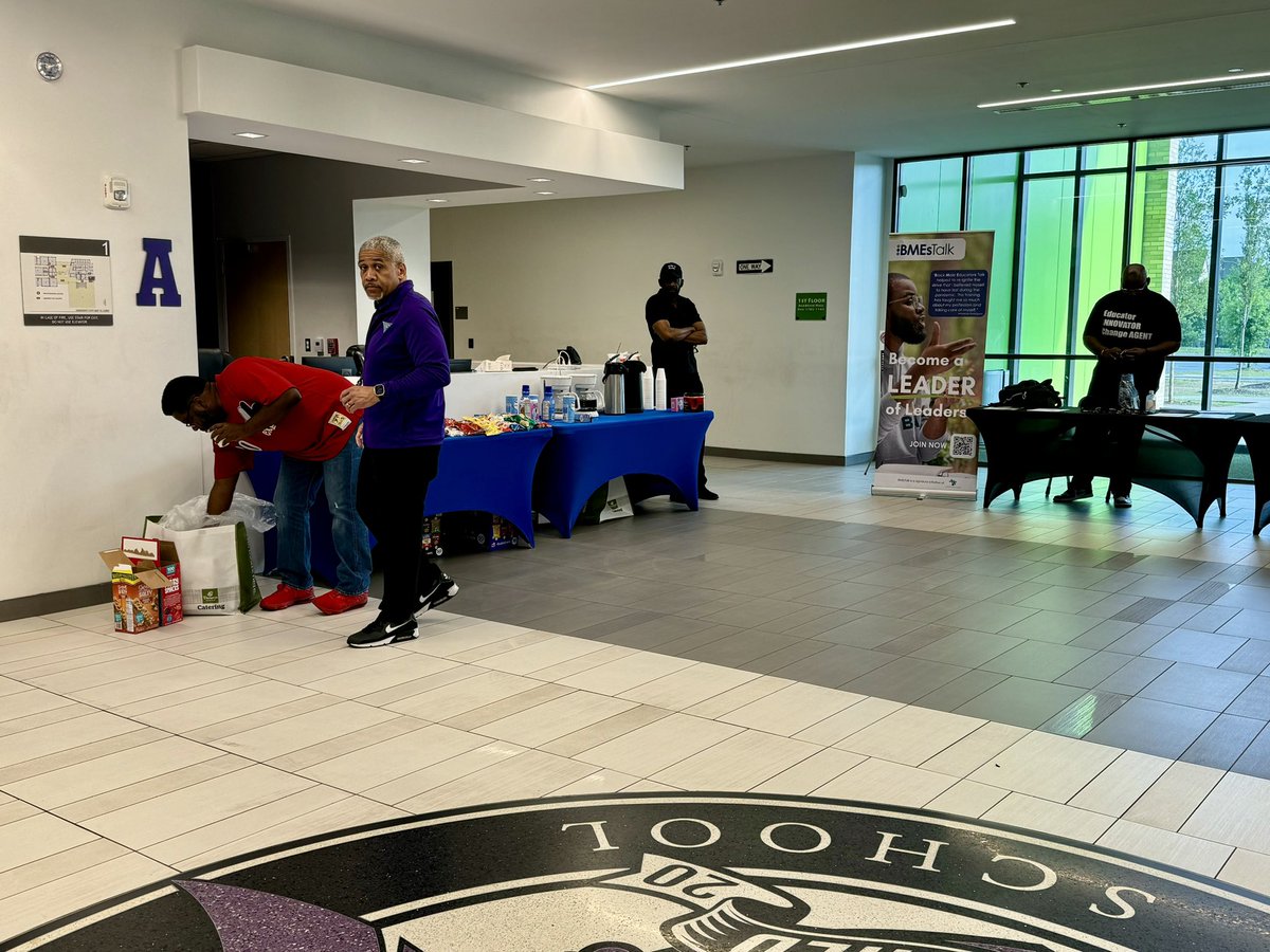 🎉 Today is the day! 🎉 We’re at LRSD's inaugural Black Male Educator Summit, where we are diving into cutting-edge conversations and strategy sessions. 💈 Let’s make difference together! #lrsdbmes24 #ReimagingingLRSD