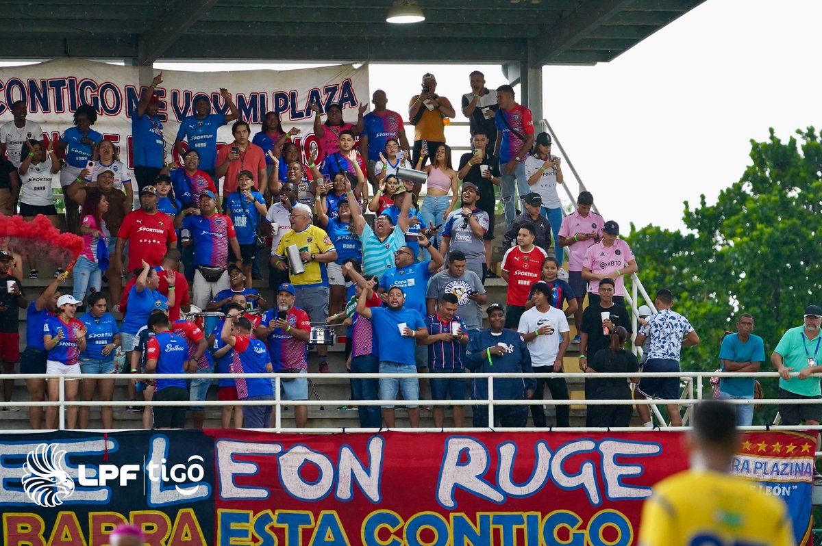 Buenos días manada 🦁🦁🦁🦁🦁 hoy juega nuestra razón de ser 💙❤ El Equipo del Pueblo 💪los Leones de Cocoliso Tejada 😎 hoy seguimos camino a la 8va. 🏆 y esta manada estara alentando y apoyando como siempre a nuestro <a href="/cdplazaamador/">CD Plaza Amador</a> 🦁💪💙❤⚽️🇵🇦