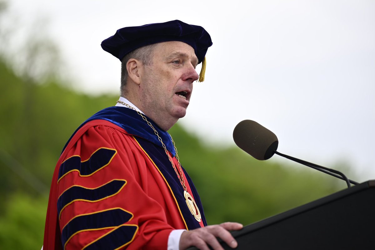 President Martin A. Schmidt ’81, Ph.D.: “Today you are graduating into a world poised to be transformed by emerging technologies like AI and quantum and you, too, are going to be shaping revolutions.” #RPI2024 #RPI200