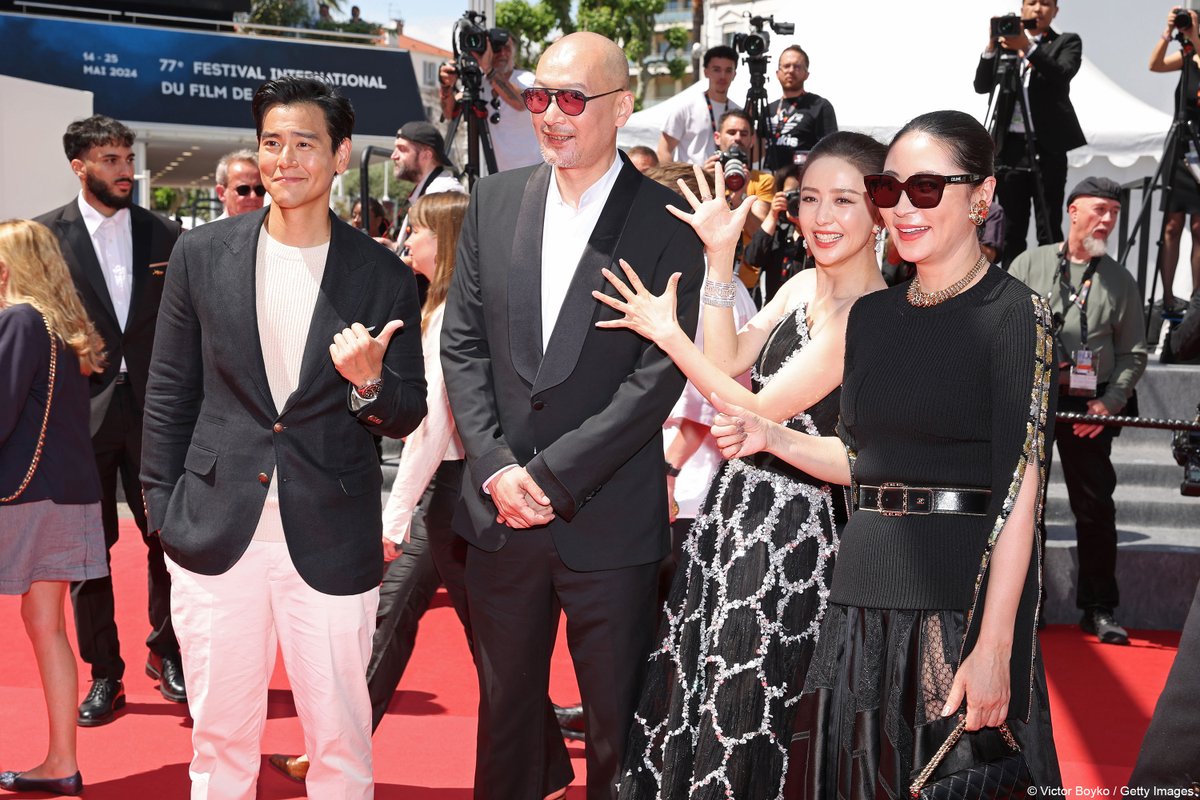 Up the steps! ✨ En haut des Marches !
FENG LIU YI DAI (CAUGHT BY THE TIDES) – JIA ZHANG-KE

With the film crew of / Avec les équipes de film de
SAUVAGES (SAVAGES) – CLAUDE BARRAS (#SpecialScreening #SéanceSpéciale)
GOU ZHEN (BLACK DOG) – GUAN Hu (#UnCertainRegard)

#Cannes2024