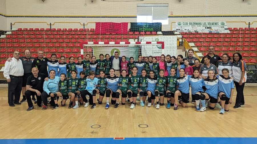 🚀🤾🏻‍♀️ Las peques del equipo #AlevinFemenino semifinalistas en el #CADEBA24 ‼️

A luchar por el 🥇!! Enhorabuena 🐯!! 

@101tvAntequera
@xasportwear
@FABM_Malaga
@FAndaluzaBM
#MuchoVerde 
#muchodolmenesantequera 
#somosdebalonmano