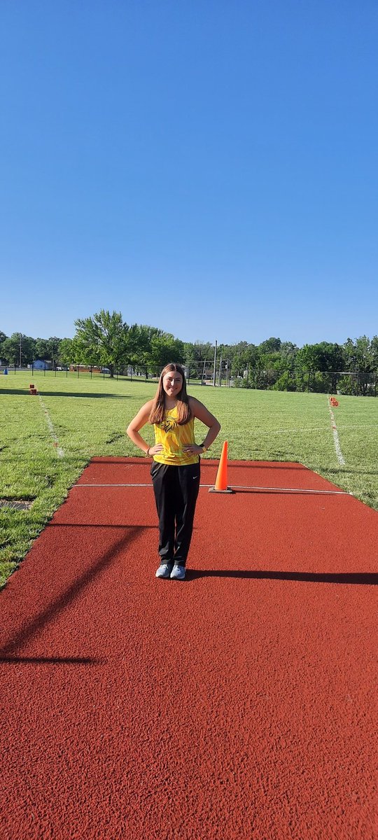 Good luck today at Sectionals!
Georgia Gray in Javelin
Ashley Rusthoven in Discus and Shot Put
Landon Vick in Discus and Shot Put
Avery Foster in Pole Vault
Let's go, Lady Lions! ❤️🖤💛