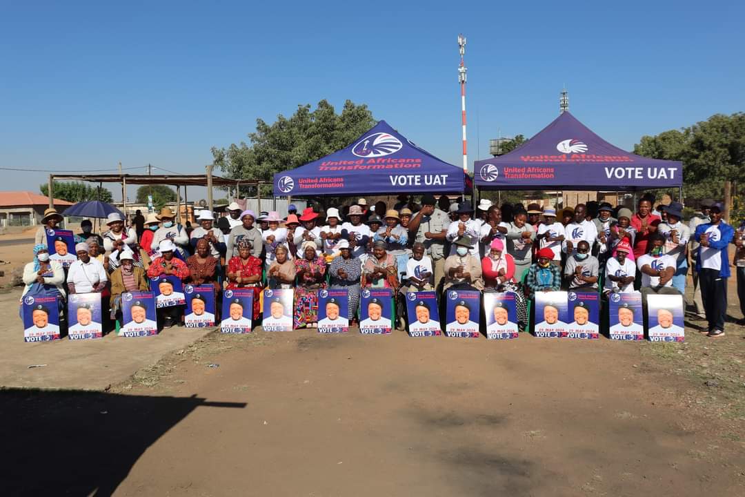 UAT2023's tweet photo. Khanimambo Doers | Nkangala District | Emalahleni Local Municipality says President Wonder Mahlatsi we will vote UAT come 29 May 2024.

#VoteUAT2024
#LetsGetItRight https://t.co/JAVPy2MHGc