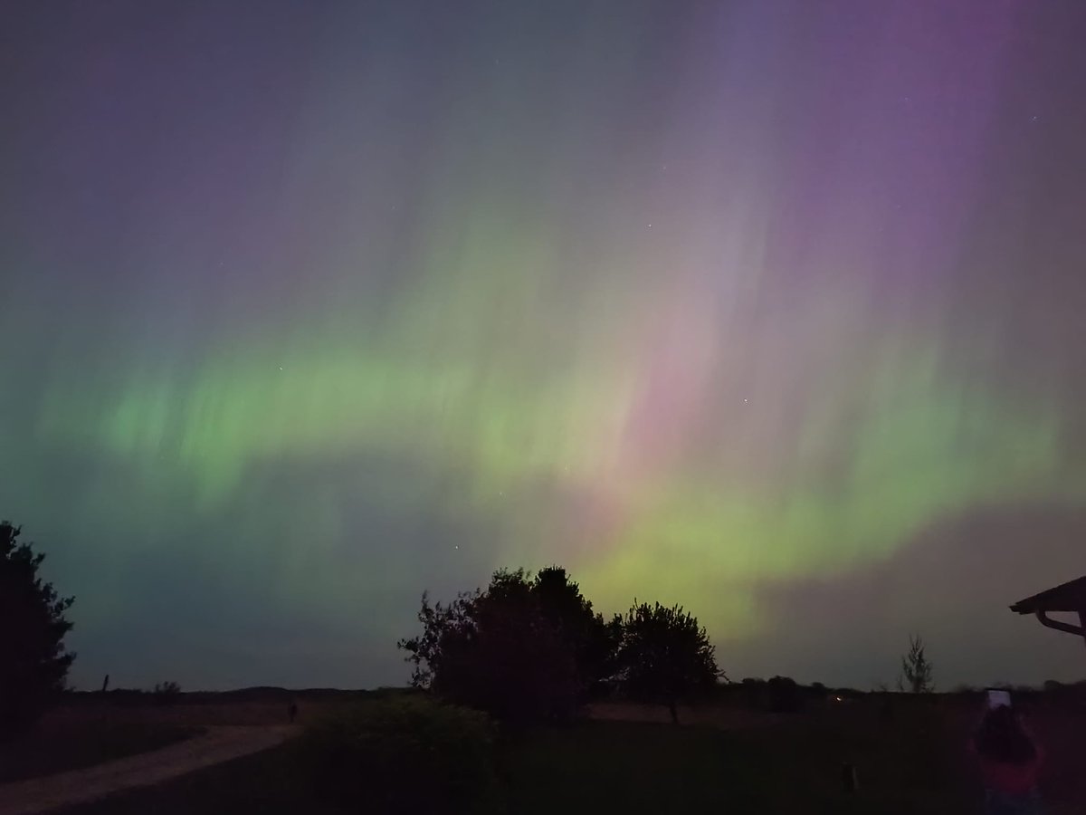 I’ve been getting a lot of good pictures from friends over the last few days from the rather amazing Aurora Borealis sights over the last week – this one from some folks I know in the upper Midwest. Given the sun’s cycle of activity now, we may be treated to more amazing Aurora