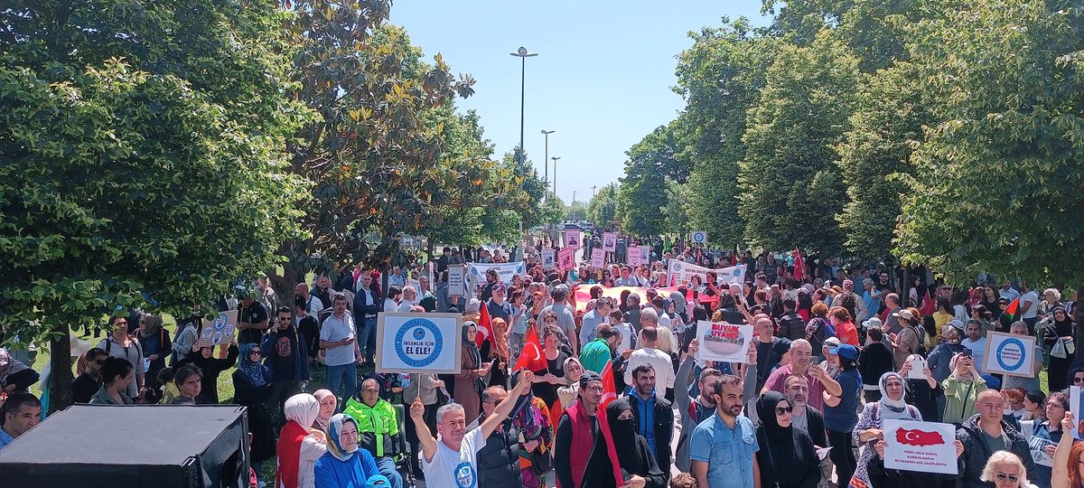 Her türlü engellemelere rağmen büyük bir özveri ve coşku ile köle olmayacağımızı haykırıyoruz!
#HerYerKartalHerYerDireniş