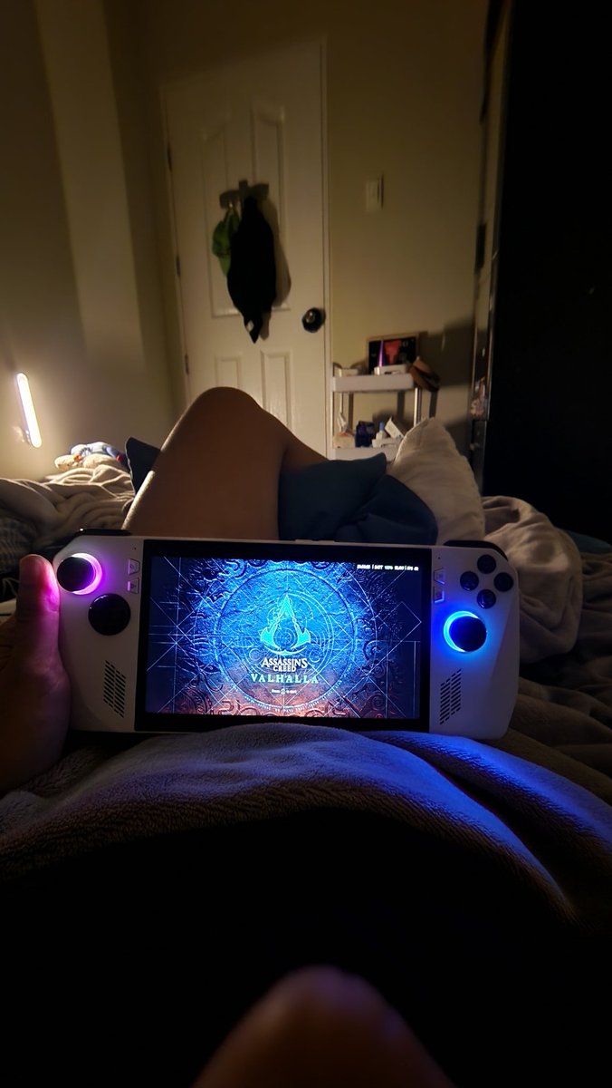 gafarizky's tweet image. Aaahhhhh time to be alive happy sat night #assasincreedvalhala #assassincreed @assassinscreed