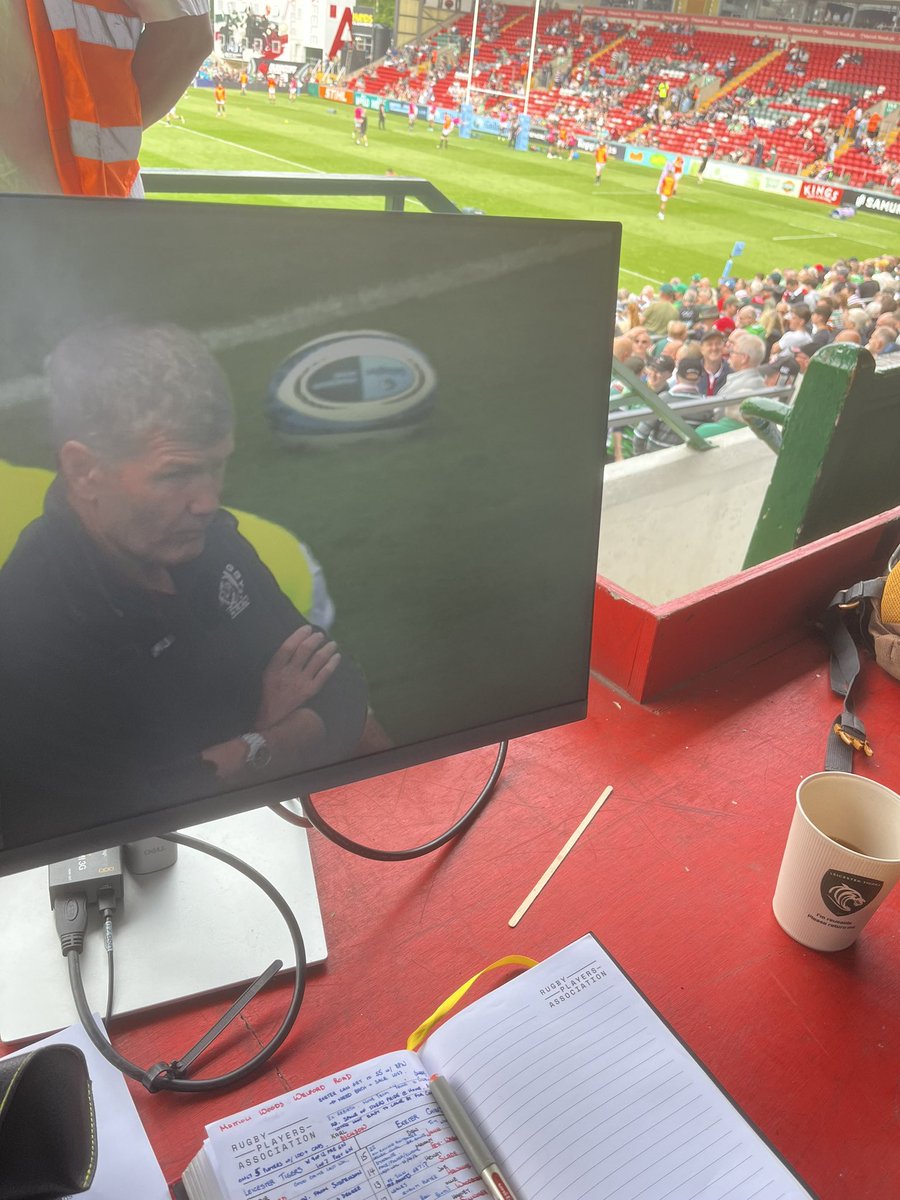 On co-coms today with @nickheathsport for Leicester Tigers vs Exeter Chiefs. Lots riding on this one 💥 You can tune in with @rugbyontnt red button 🔴 or via the discovery+ app 👌
