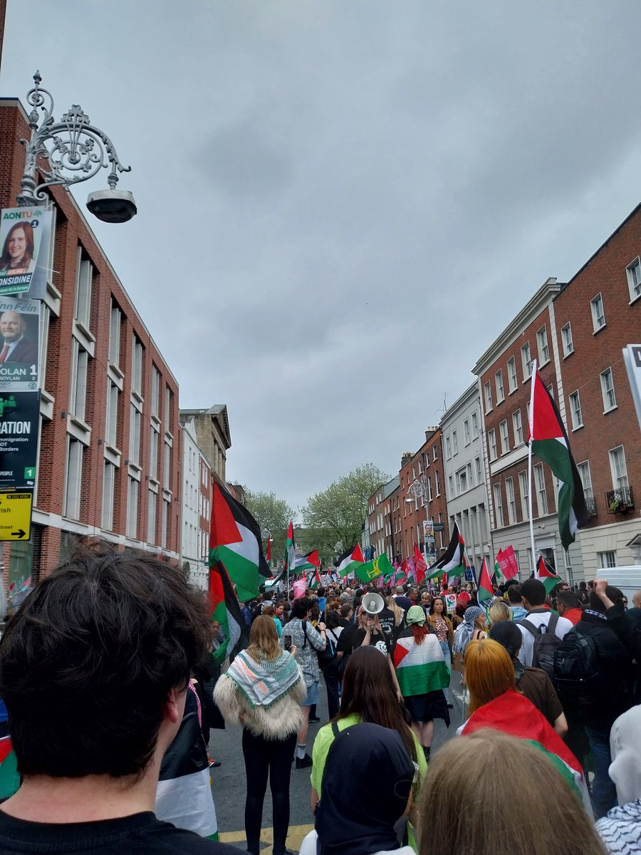 The Palestine demonstration has arrived at Dáil Eireann - call on our leaders to take immediate action against the catastrophe in Rafah!