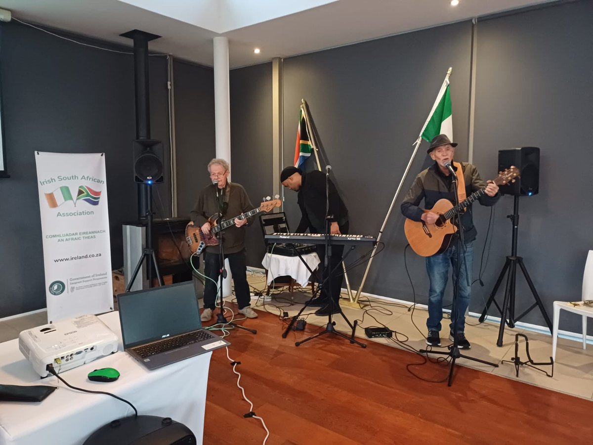Irish Assoc out on Thursday  for a 🇮🇪Diaspora evening welcoming New Members &amp; introducing Affiliate Organisations! Thanks to our engaging speakers Heidi Grunebaum, Aisha Hamdulay, Frank Gormley &amp; John O’Sullivan <a href="/BictTown/">BISA Business Ireland South Africa</a>  #KaderAsmalFellowship 
#Irishdiaspora   #capetown