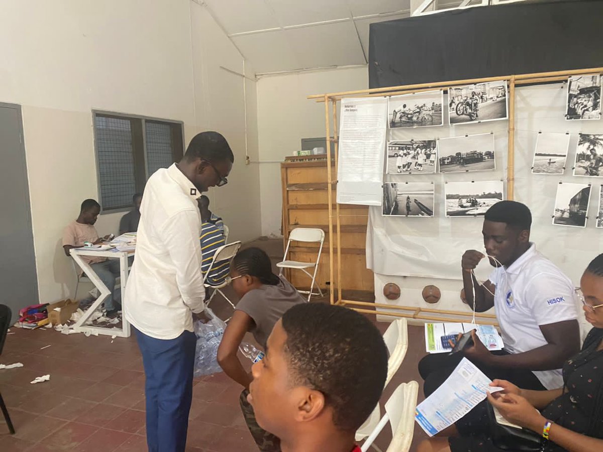papakyei_'s tweet photo. I was at the Commercial area where the Voters Registration exercise was being done on campus.

I took time to interact with students, and encouraged them about the relevance of voting.I am Papa Kyei and I am for the people.

#PapaKyeiForSRCPresident https://t.co/GfRCgefcHc