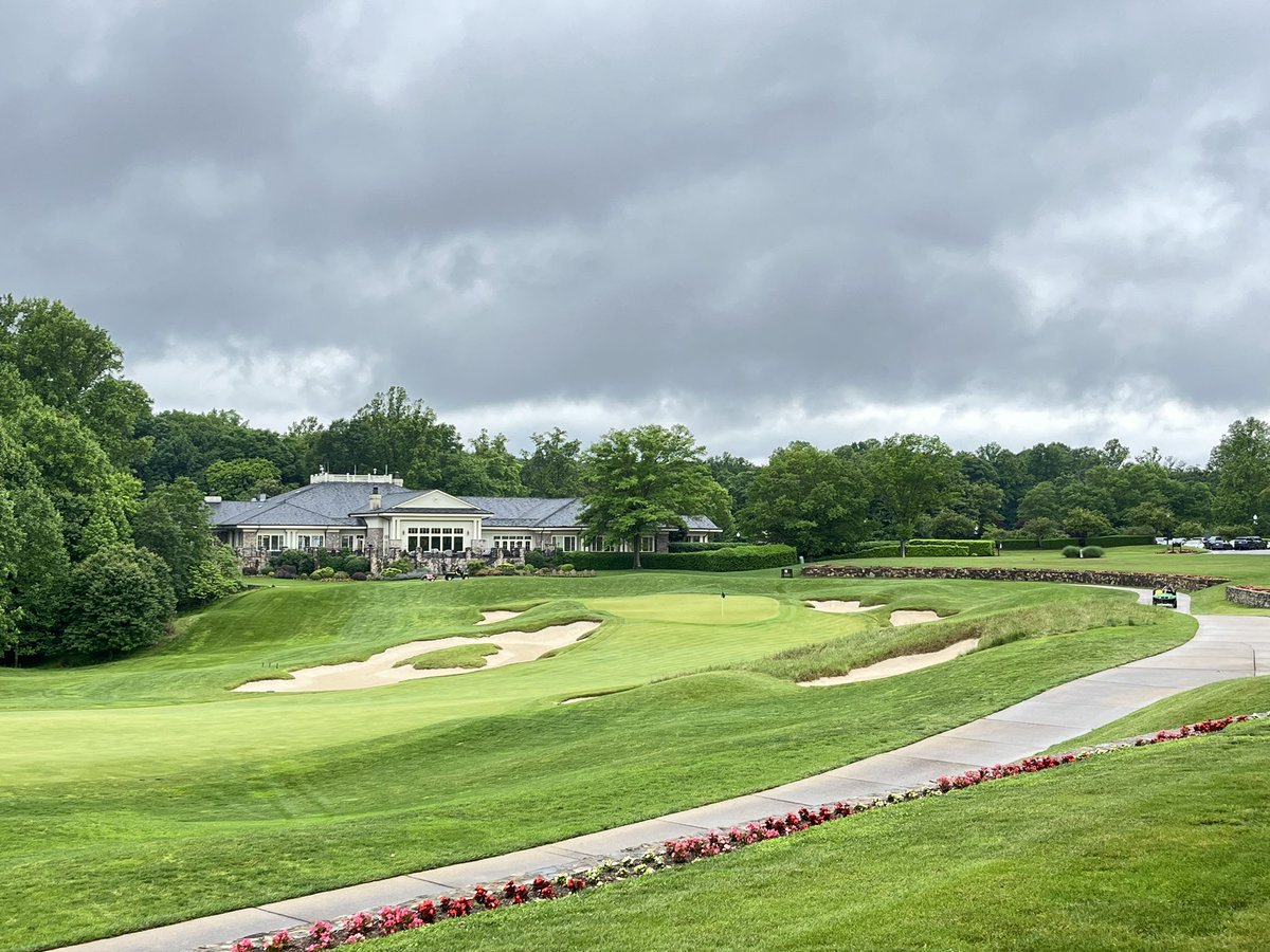 Day 1 of the Derby! 🐎