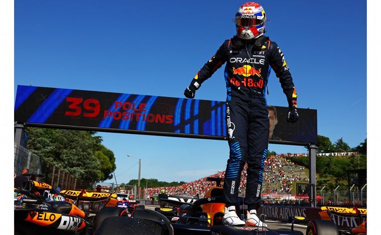 ⚠️ @F1 ➡️ #Round7 🇮🇹 Fórmula 1: Verstappen consigue una pole inesperada en la Q3 del exigente Imola. Los detalles aquí👇 cadena3.com/noticia/carrer… Seguí @Cadena3Motor Te lo cuenta🎙️📲🖥️ @Cadena3Com