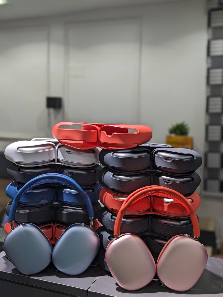 AwikokoNation's tweet photo. MINT USED AIRPOD MAX × 20Pcs ₦565,000

#computer #laptop #pc #pcgaming #datakas #awikokonation #coding #code #gaming #graphics #hp #dell #apple #mackbook #airpod #iphone #phone #samsung #acer #buy #new #used #us #usa #uk #nigeria #online #businessowner #student #yahoo https://t.co/uUUV7PtzSF