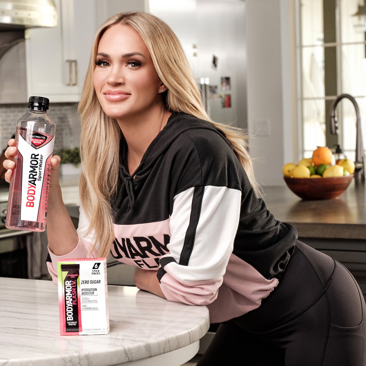 Kicking off the busy weekend with my <a href="/DrinkBODYARMOR/">BODYARMOR</a> FLASH I.V. Sticks 💯 It’s a must while working out or on the go! Zero Sugar  ✅ 2,220mg + electrolytes  ✅