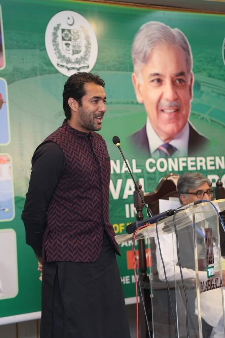 PTF President Aisam-ul-Haq: 'Cricket has overshadowed all other sports in Pakistan but it's not cricket's fault. I think other sports feds in Pakistan should learn from cricket, especially in terms of marketing and how to get leverage for your athletes from corporate sector.'