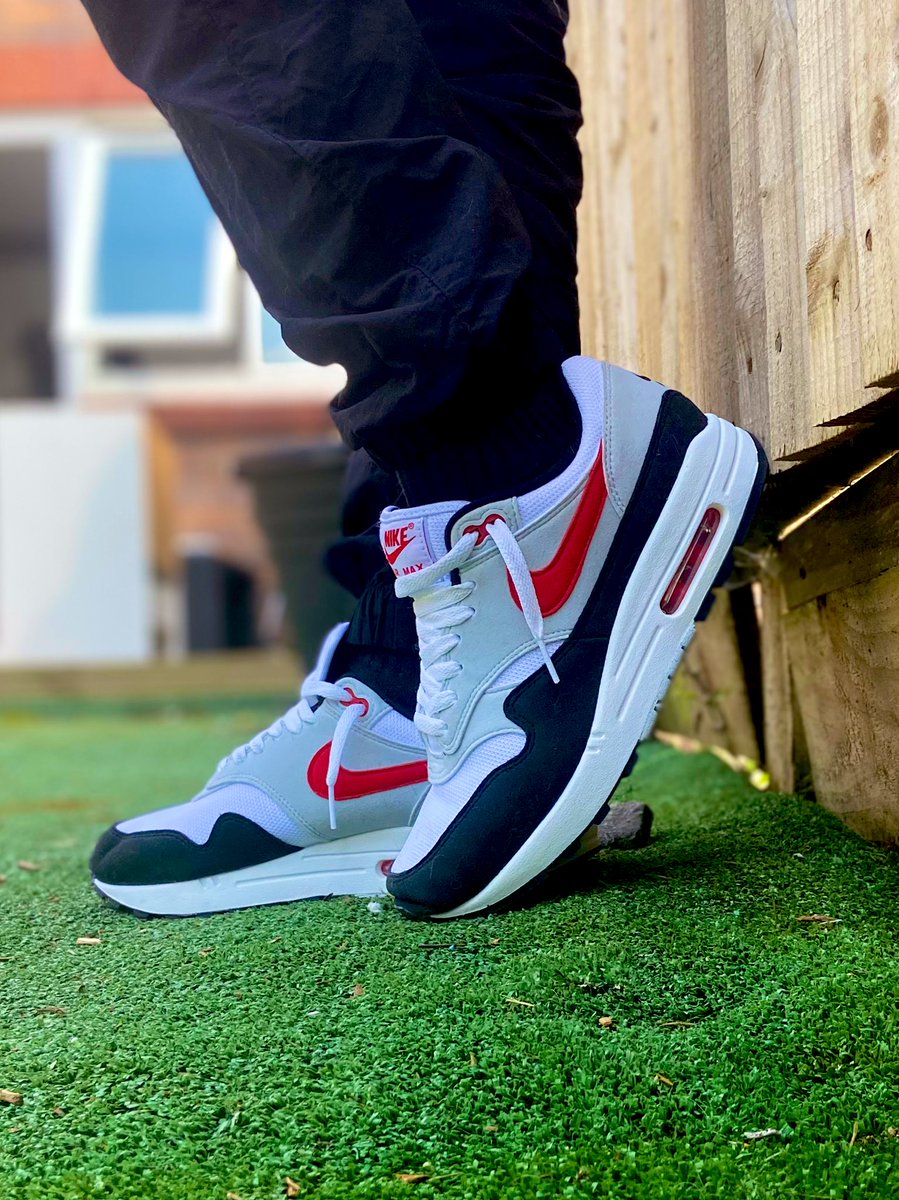 #KOTD - AIR MAX 1 CHILLI 🌶️  2.0 I’m starting to feel better soo feeling spicy 🥵 have a great weekend fam! #Airmax1Chilli #Nike 
<a href="/nikestore/">Nike.com</a> <a href="/Nike/">Nike</a> #airmax #nikeairmax1  #AirMax1 #sneakerhead #Sneakers  #sneakerheads #snkrsliveheatingup #snkrskickcheck #yoursneakersaredope #SNKRS