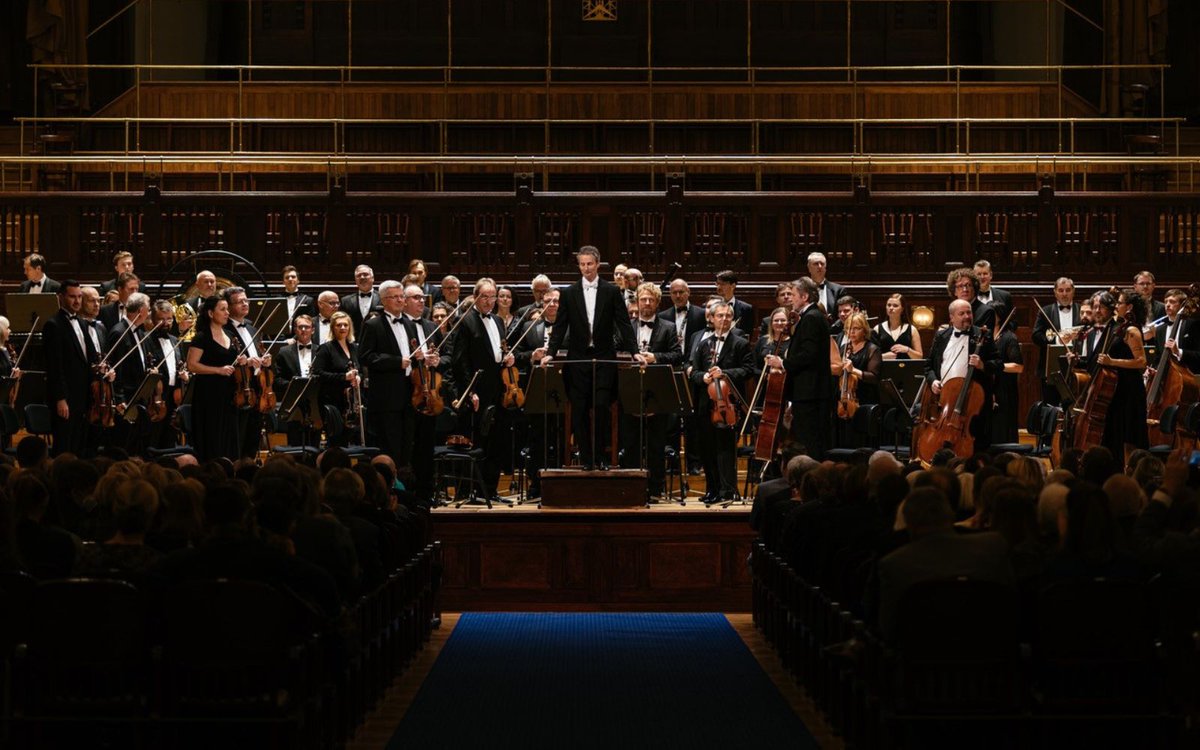 No plans for tomorrow evening? Treat your other half to a romantic night of music 💓🎶 Join us for a magical evening of classical music with the Czech National Symphony Orchestra 🎻 🎟️ pulse.ly/u37bpuz6n1
