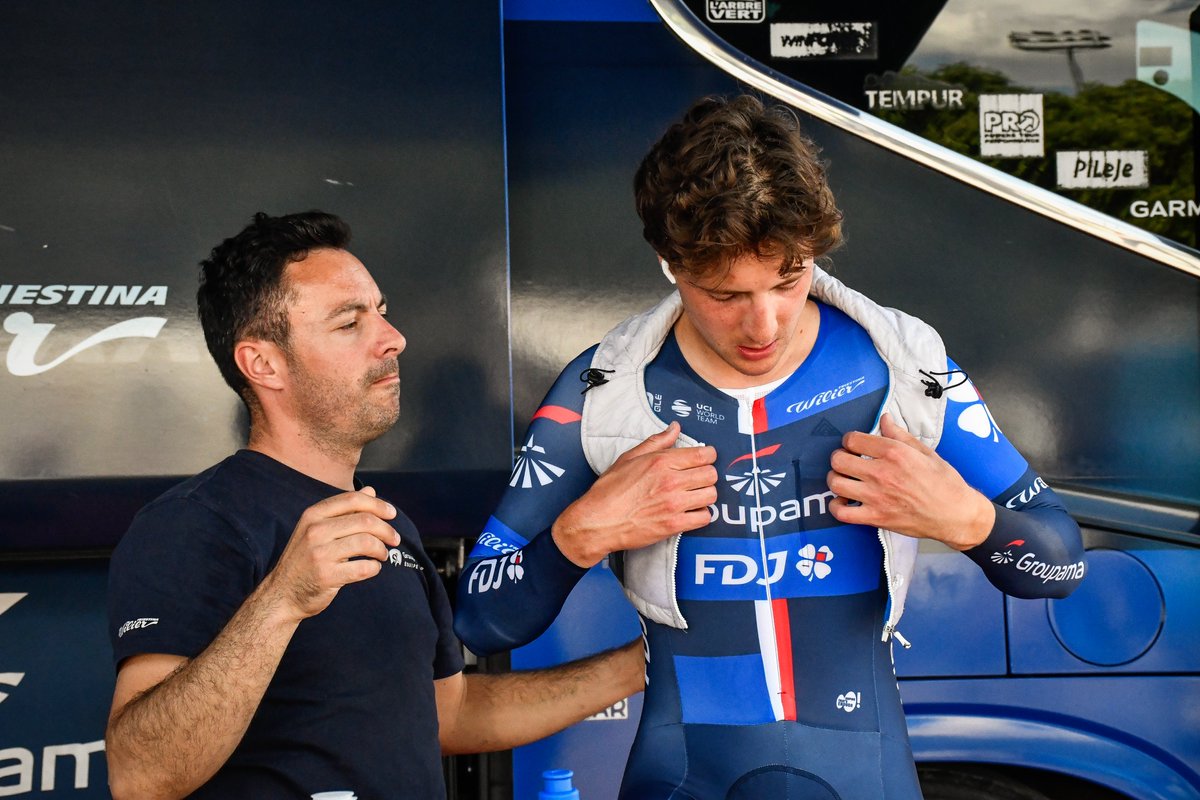 Enzo Paleni en a terminé avec ce deuxième contre-la-montre du Giro d'Italia. 17e temps provisoire à l'arrivée !