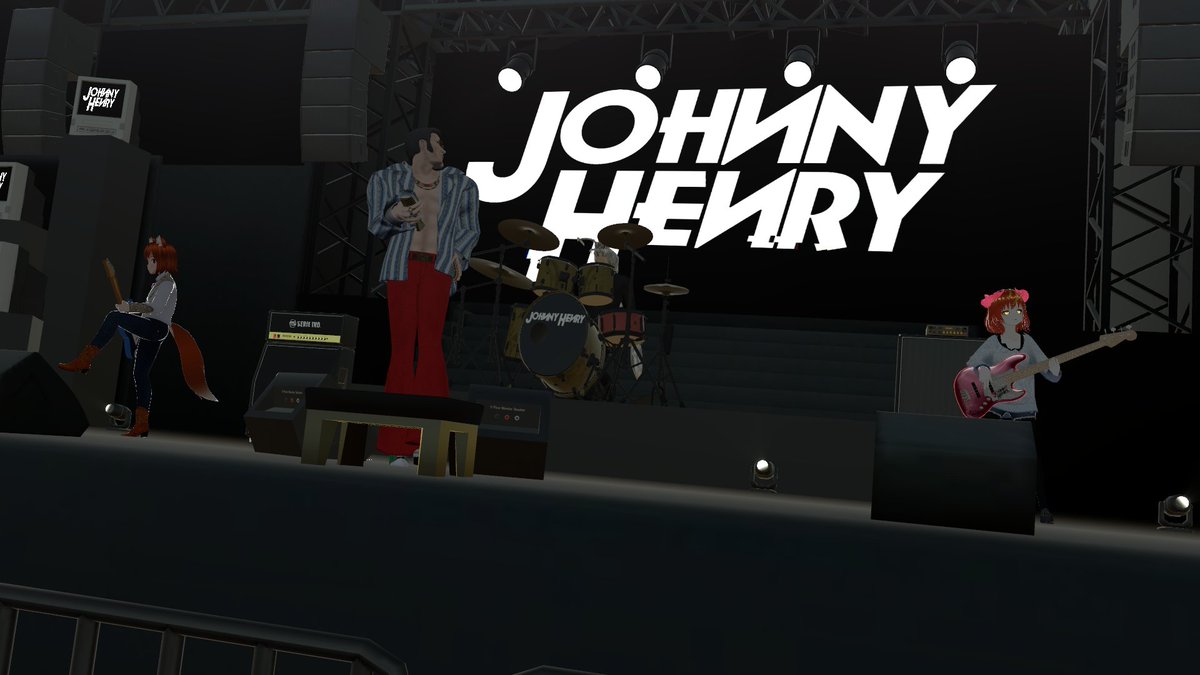 #音鳴音楽堂ライブ #KeepOnMoving #LAUTRIV #ジョニヘ    Johnny Henry
動き続けなければ弾き飛ばされてしますので、動きなら写真を撮った。２枚ずつとも。