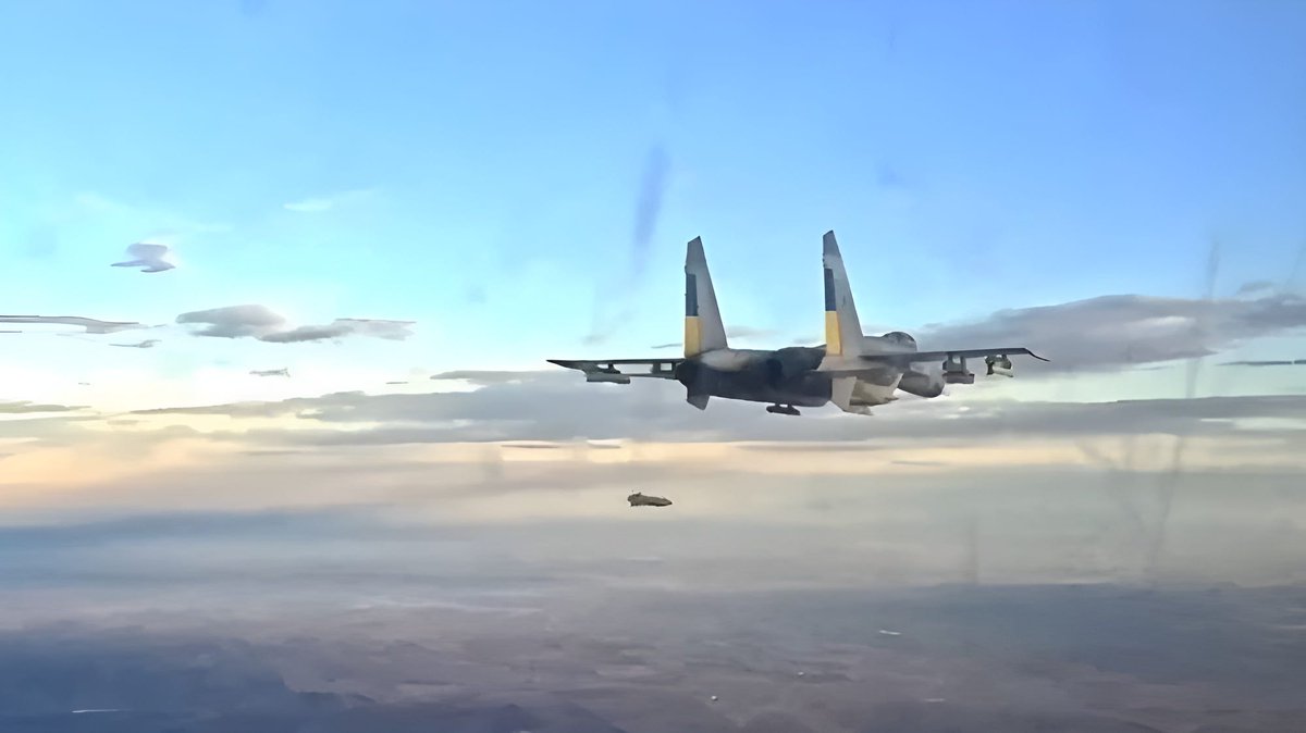 French Aid to Europe 🇨🇵 🇪🇺 tweet media