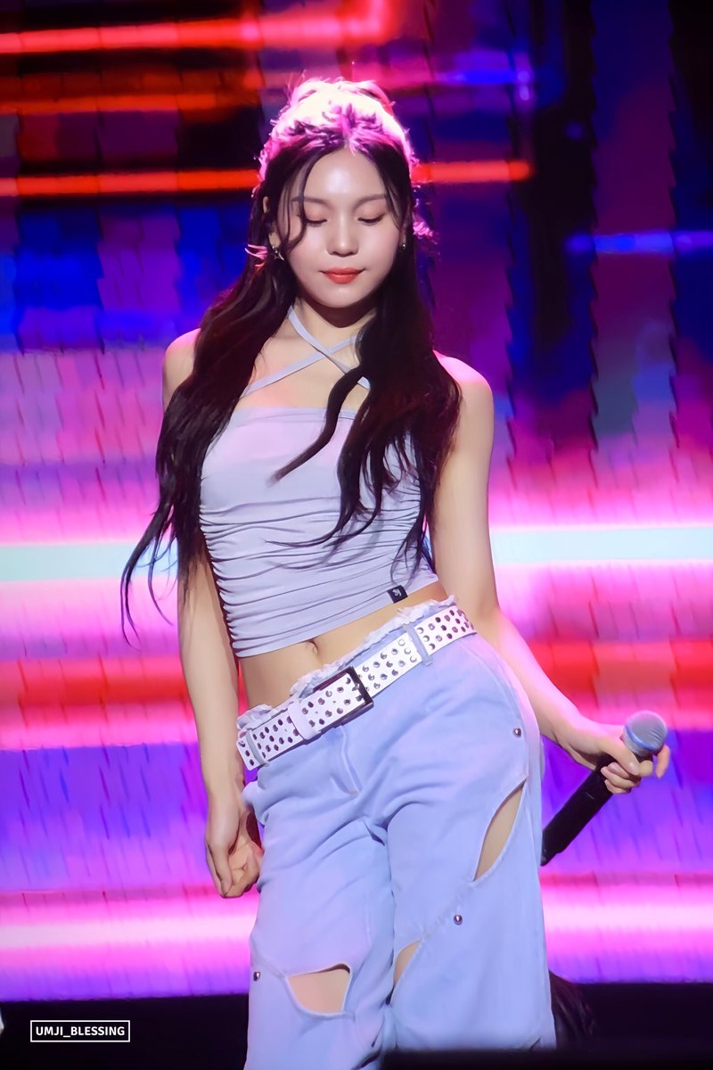Umji_Blessing's tweet photo. 240518
UMJI preview

김예원 나라세워😭😭

#엄지 #UMJI 
#VIVIZ
#비비지
#GFRIEND
#여자친구
@VIVIZ_official https://t.co/3lZzrqZN82