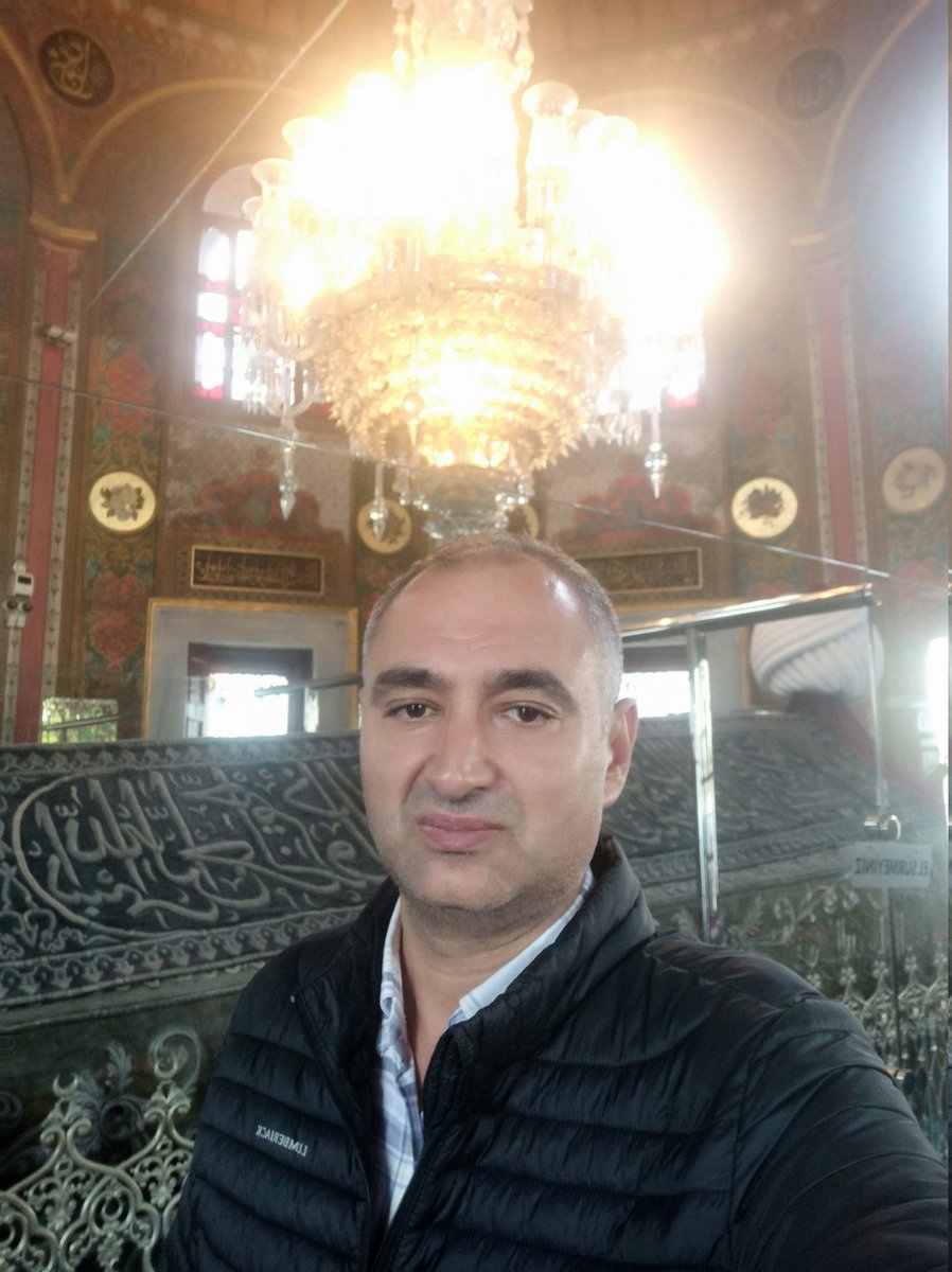kadakci's tweet photo. Fatih Sultan Mehmet han türbesi https://t.co/eoZKSh2gOd