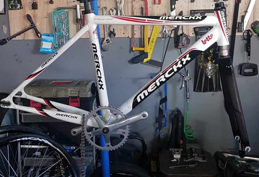 hatebikes18's tweet photo. Forsale goodused Frameset Eddy Merckx Lotto Team size 48 8,5jt Free Ongkir Jawa-Bali WA 082136661833 #fnfjb https://t.co/QwGnTebkWq