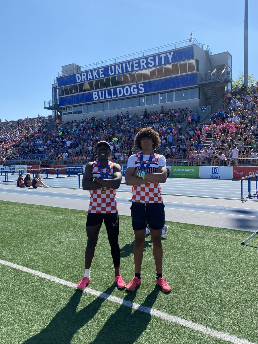 denzilg_11's tweet photo. Blessed to receive 5th place at the Iowa 4A state meet!
New PR 22’5.5 https://t.co/5xO4UklY4B