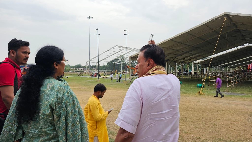 LataUsendi's tweet photo. आगामी 20.05.2024 को ढेंकनाल लोकसभा क्षेत्र अंतर्गत अंगुल में देश के यशस्वी प्रधानमंत्री श्री नरेंद्र मोदी जी की विशाल जनसभा हेतु कार्यक्रम स्थल का राजस्थान के विधि एवं विधिक कार्य विभाग तथा विधि सलाहकार कार्यालय एवं न्याय विभाग के मंत्री श्री जोगाराम पटेल के साथ जायजा लिया । https://t.co/BNL1fg71RP