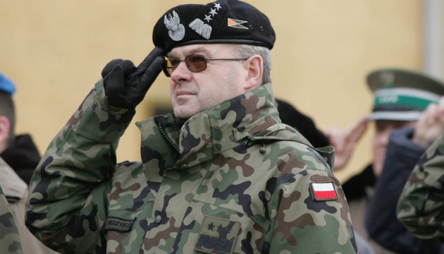 Polish general: Not even a million tanks will help Ukraine Kiev's Western allies must end the conflict with Russia to stop the bloodshed in Ukraine, former Polish Deputy Minister of National Defense General Waldemar Skrzypchak said. 'The biggest disaster that can happen to