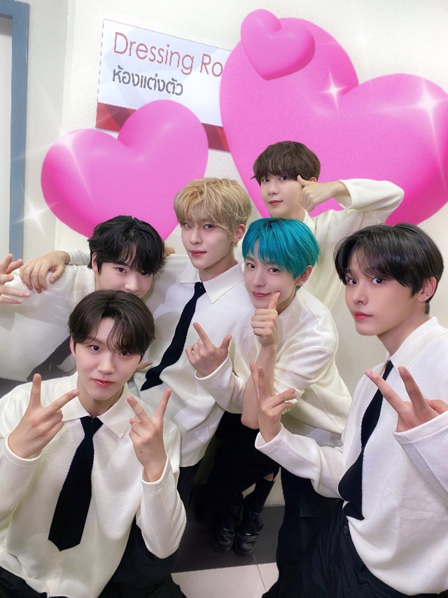 nctwishofficial's tweet photo. #NCTWISH ikonyx 2024 Concert in Bangkok🌟₊˚⊹♡
#Ikonyx2024 #IkonyxConcert #IkonyxBKK2024 https://t.co/hK2rOdhBvk