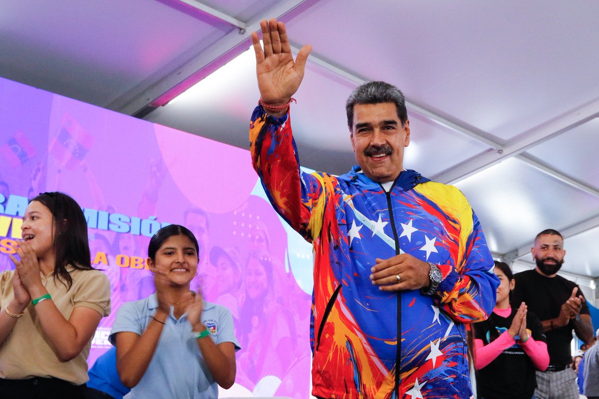 Nicolás Maduro tweet media