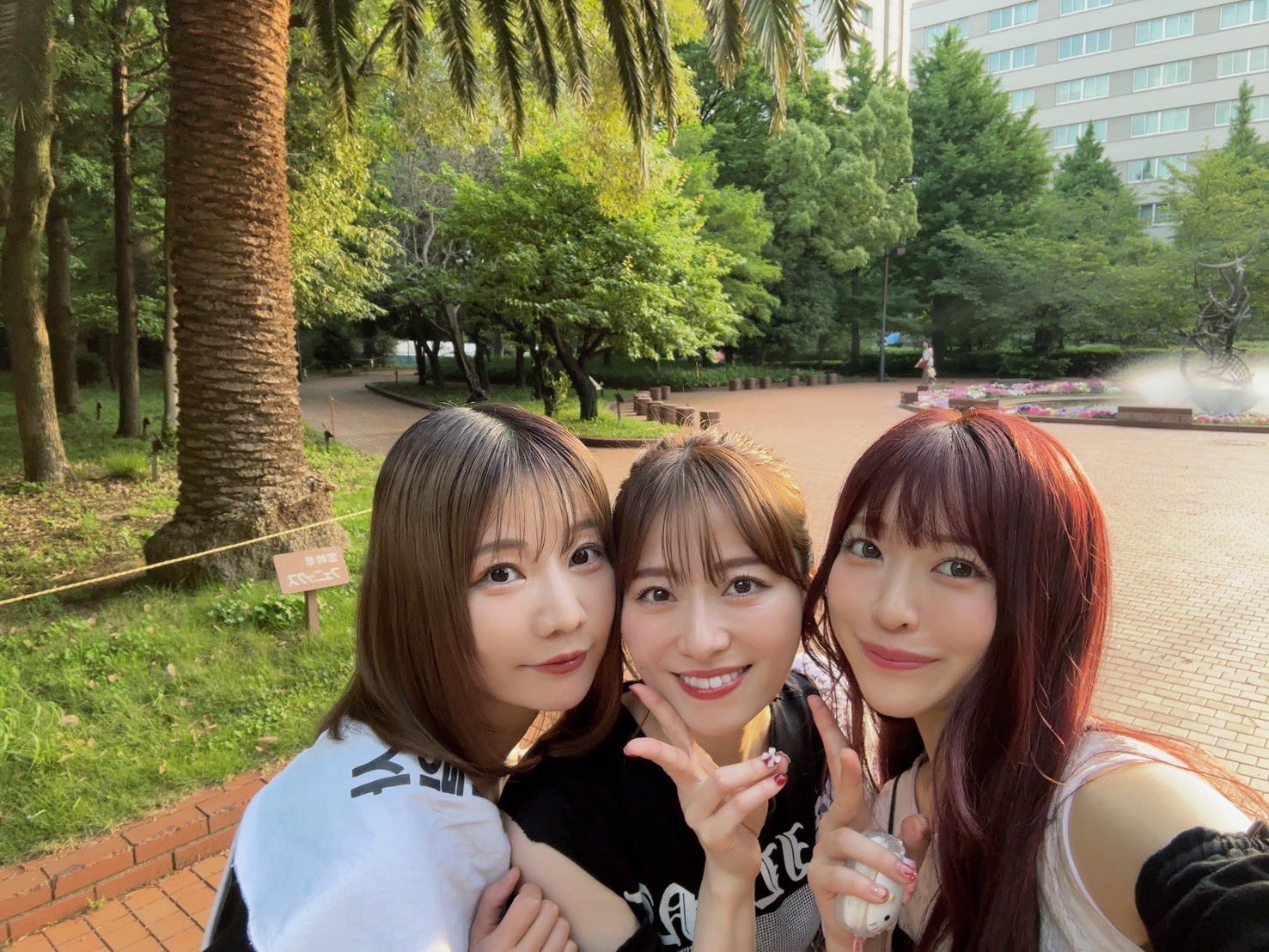 m76077922761_1.jpg?1725059374