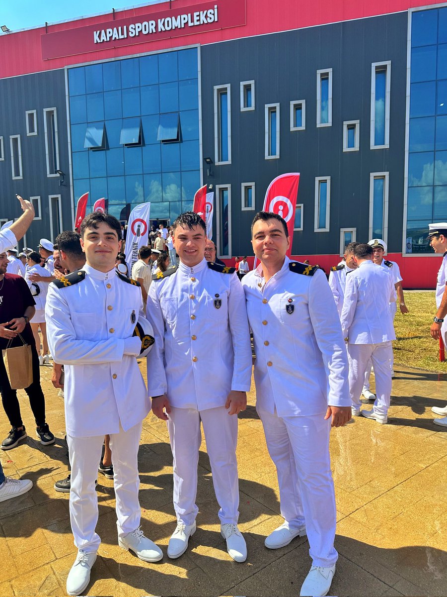 cellozcn's tweet photo. Yaşandı bitti saygısızca https://t.co/ONDXAABAUz