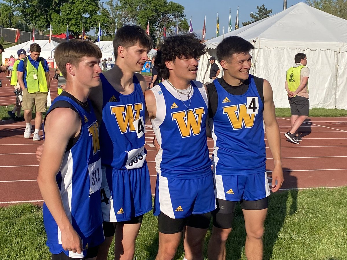 landon_fye's tweet photo. Wasn’t a bad day at Burke had to handle a little bit of adversity but finished the day strong!!

100-4th- 10.96
200-4th- 22.37
400-2nd- 48.97
4x4-1st state champs and new state meet record-3:20

Thank you seniors and coaches for all they have done. https://t.co/fzi3uNqORG