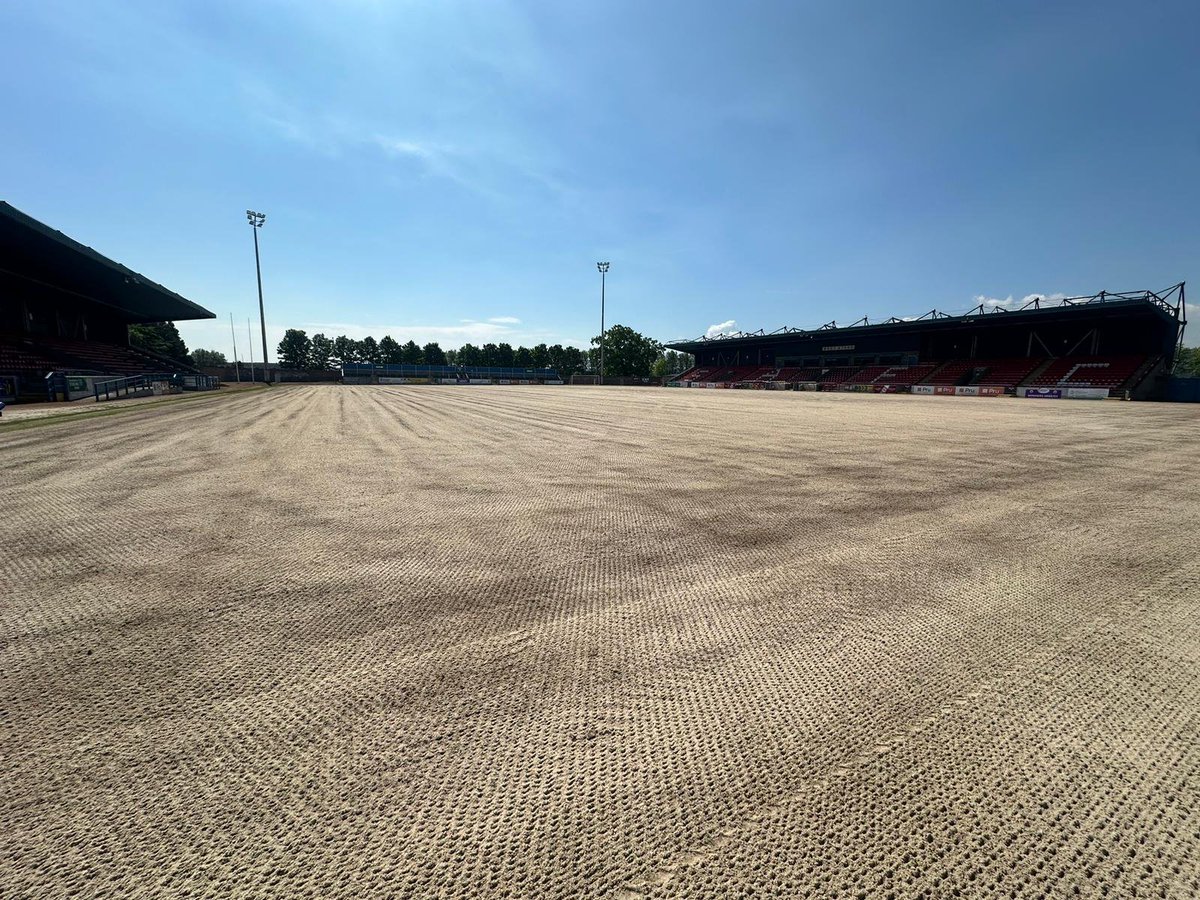 Seeding done @Stirling_Albion today. All the best for the new season @gggroundsman 👍