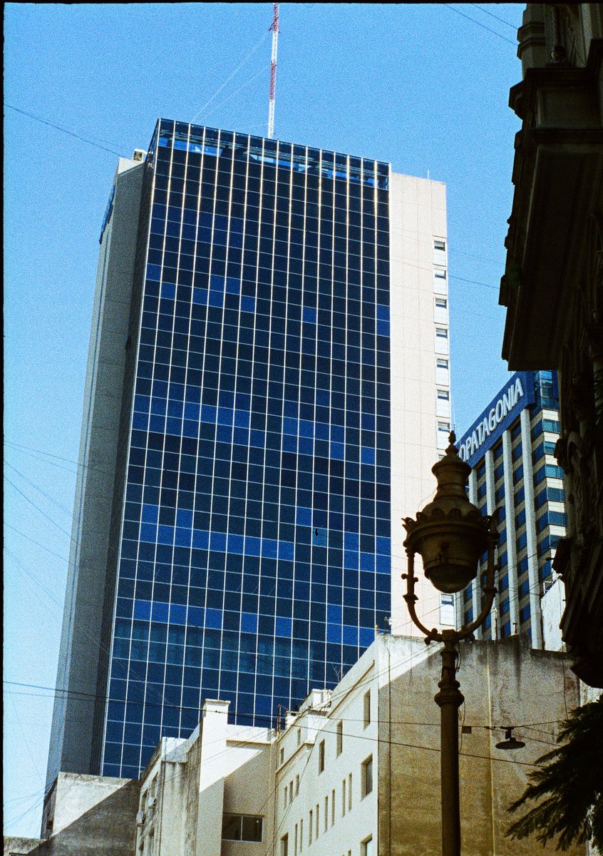 Blue Key 📷 Olympus Pen FT 🎞️ Kodak Ektachrome 100