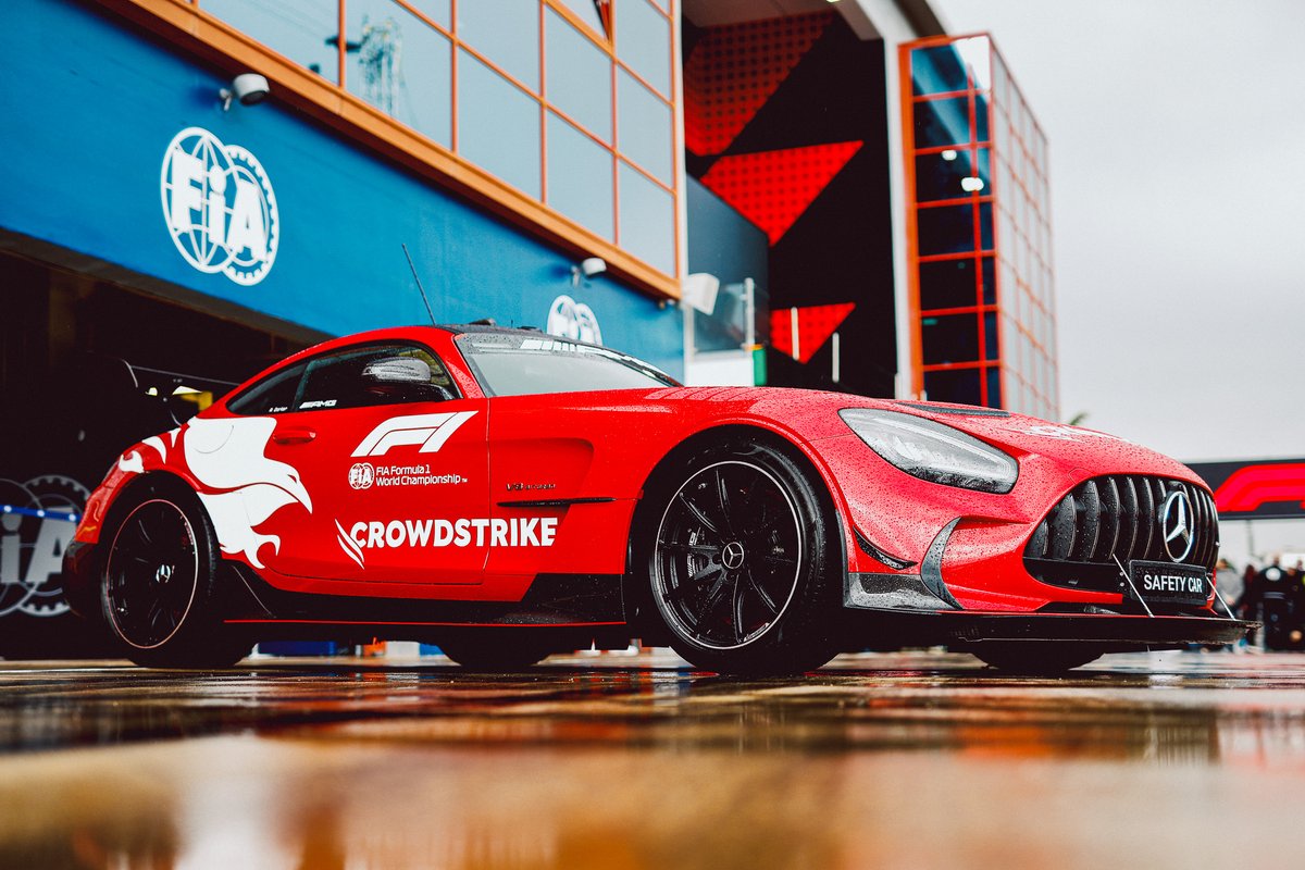 #F1 – With a 100% probability of deployment, the Safety Car is ready for the #ImolaGP. 🤩

#WeLivePerformance #WorldsFastestFamily