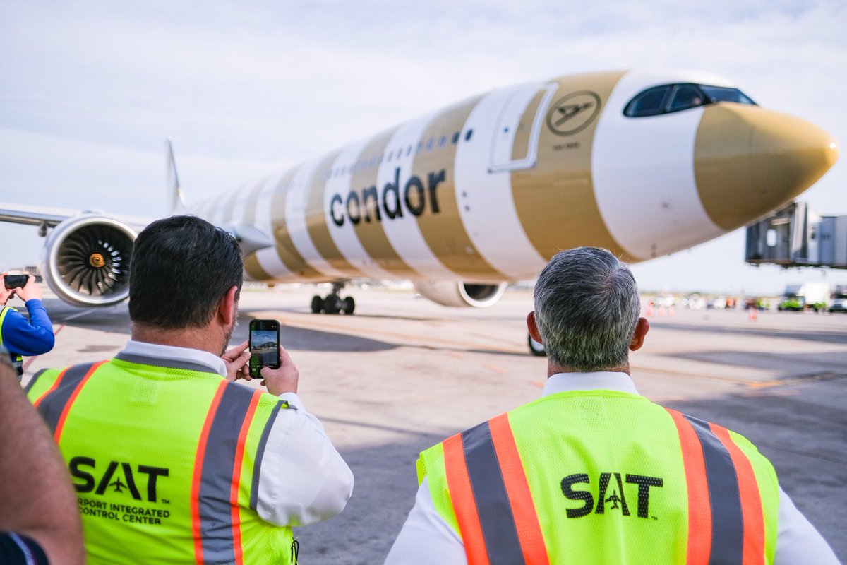 SAT ✈️ FRA Historic moment for San Antonio—@SATairport's first transatlantic flight is here! We had the privilege of welcoming @Condor’s first nonstop flight from Frankfurt to the Alamo City. 🇩🇪