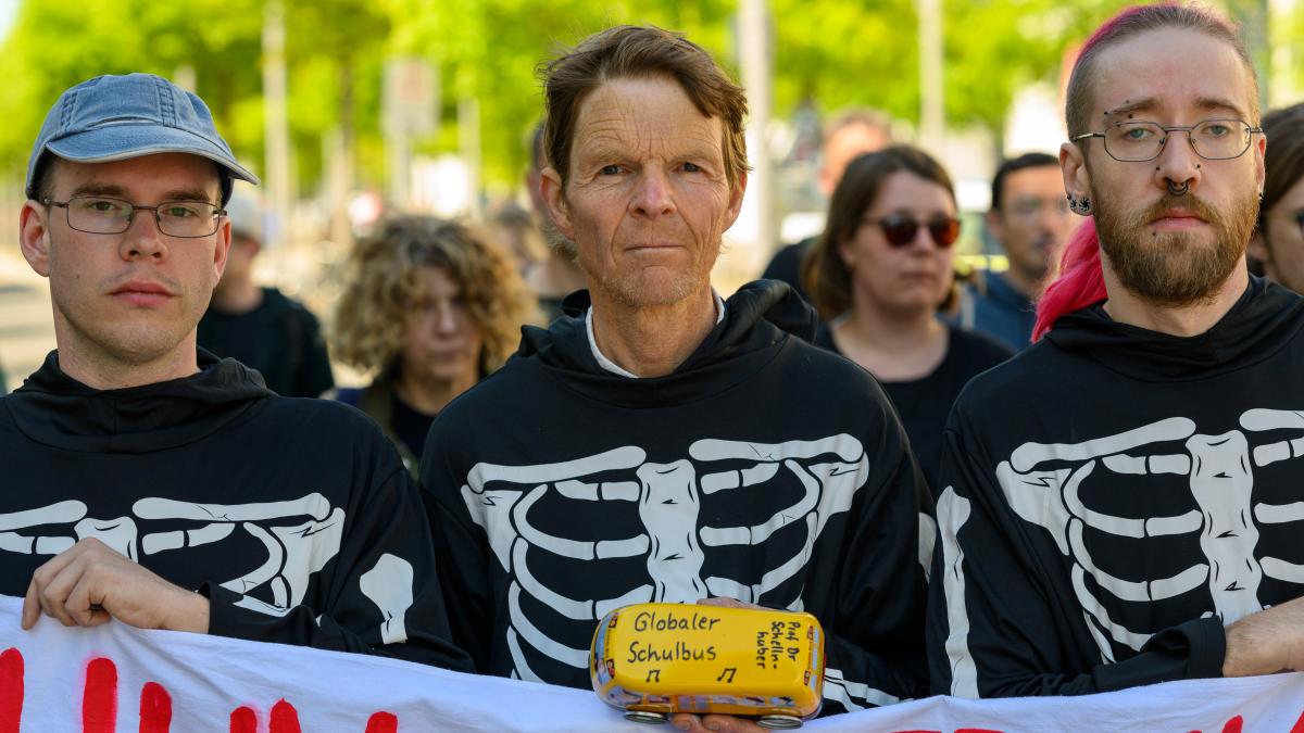 61-Jähriger bricht Klima-Hungerstreik wegen akuter Lebensgefahr ab to.welt.de/7rpPGvh