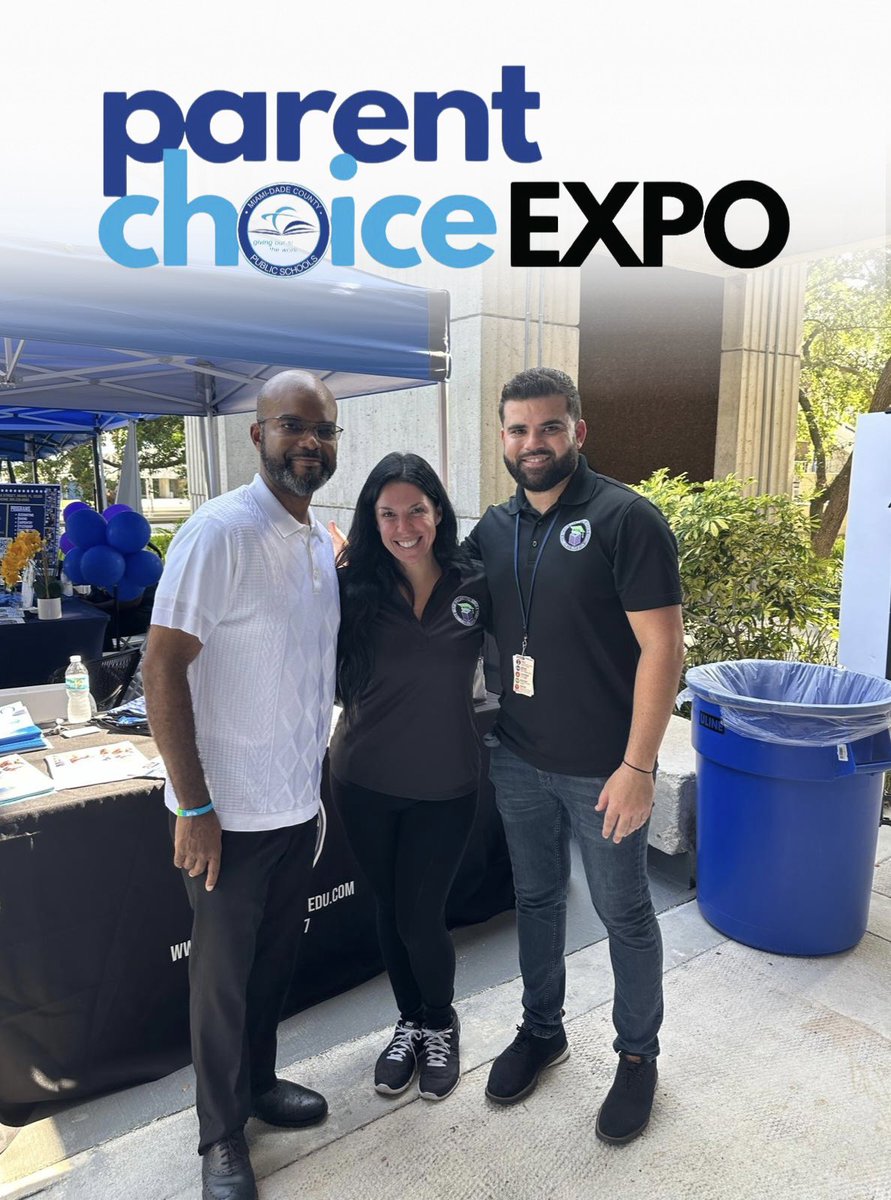 Exciting day at the Parent Choice EXPO as students had the chance to meet their principal! @MDCPS @suptdotres @mantilla1776 @MDCPSTechCollgs #YourBestChoiceMDCPS #TuMejorOpcónMDCPS