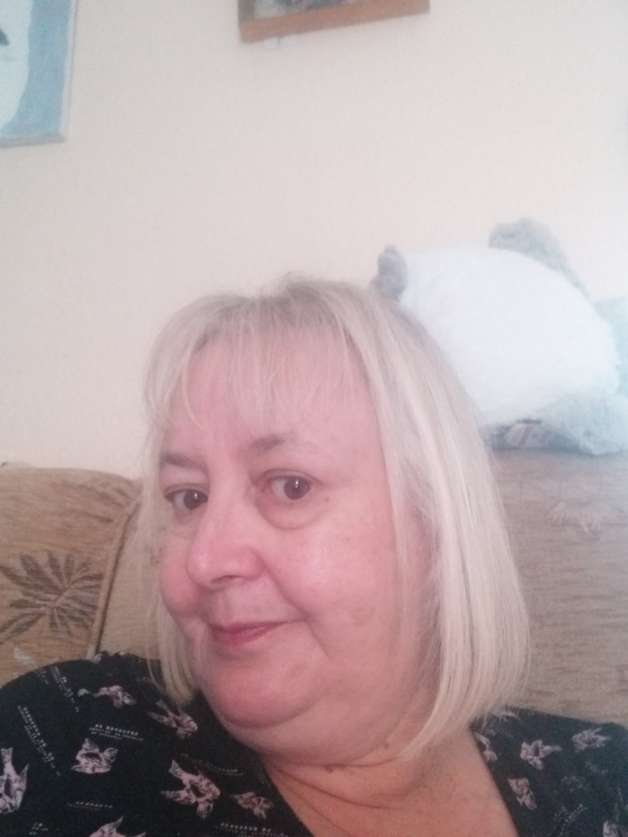 Love my new haircut .thanks to.Eloise at room 2 x