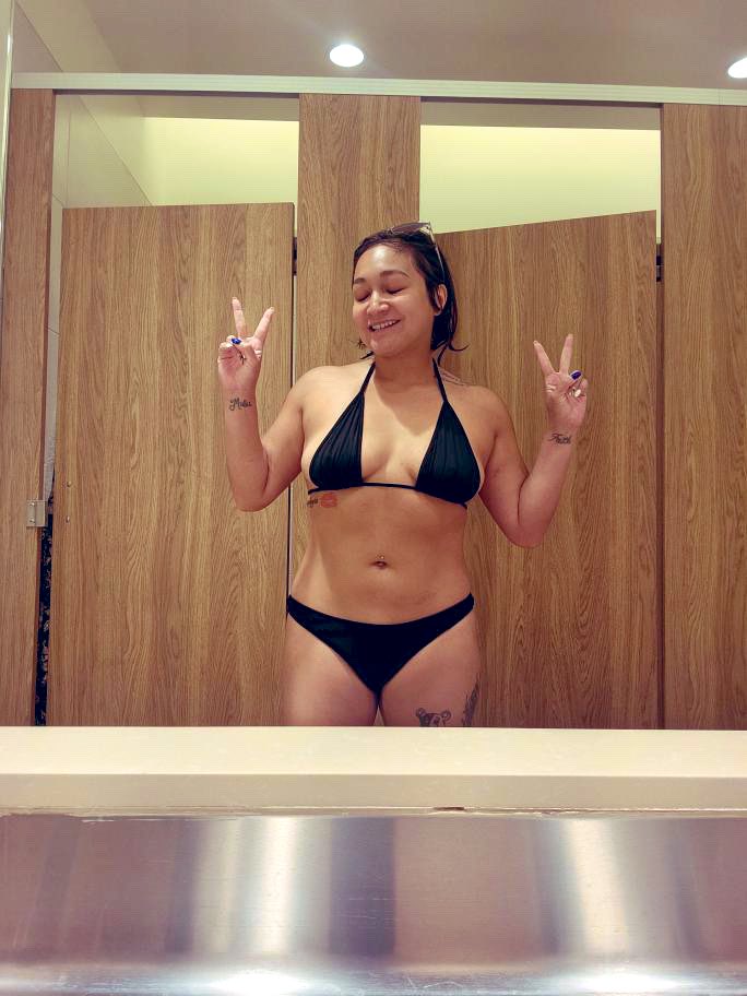 sincityshitters's tweet photo. It’s bikini time! #vegas

#sincityshitters #sincity #lasvegas #poolparty #poolseason #selfie #bathroom #bathroomselfie #babe https://t.co/t4KFScPaLY