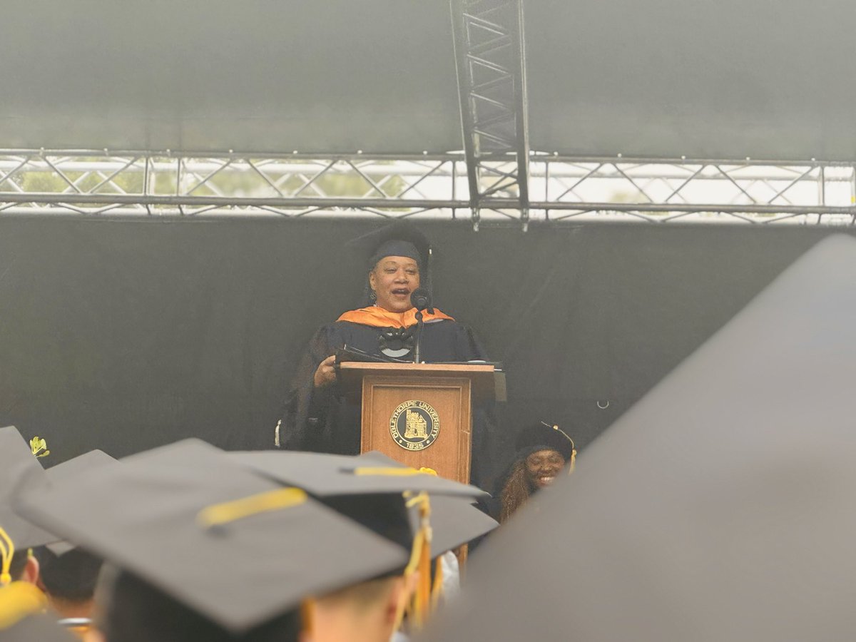 Happening  Now: <a href="/waberosescott/">Rose Scott</a> gives commencement address at <a href="/OglethorpeUniv/">Oglethorpe University</a>!! #Classof2024 🎓🎓🎓