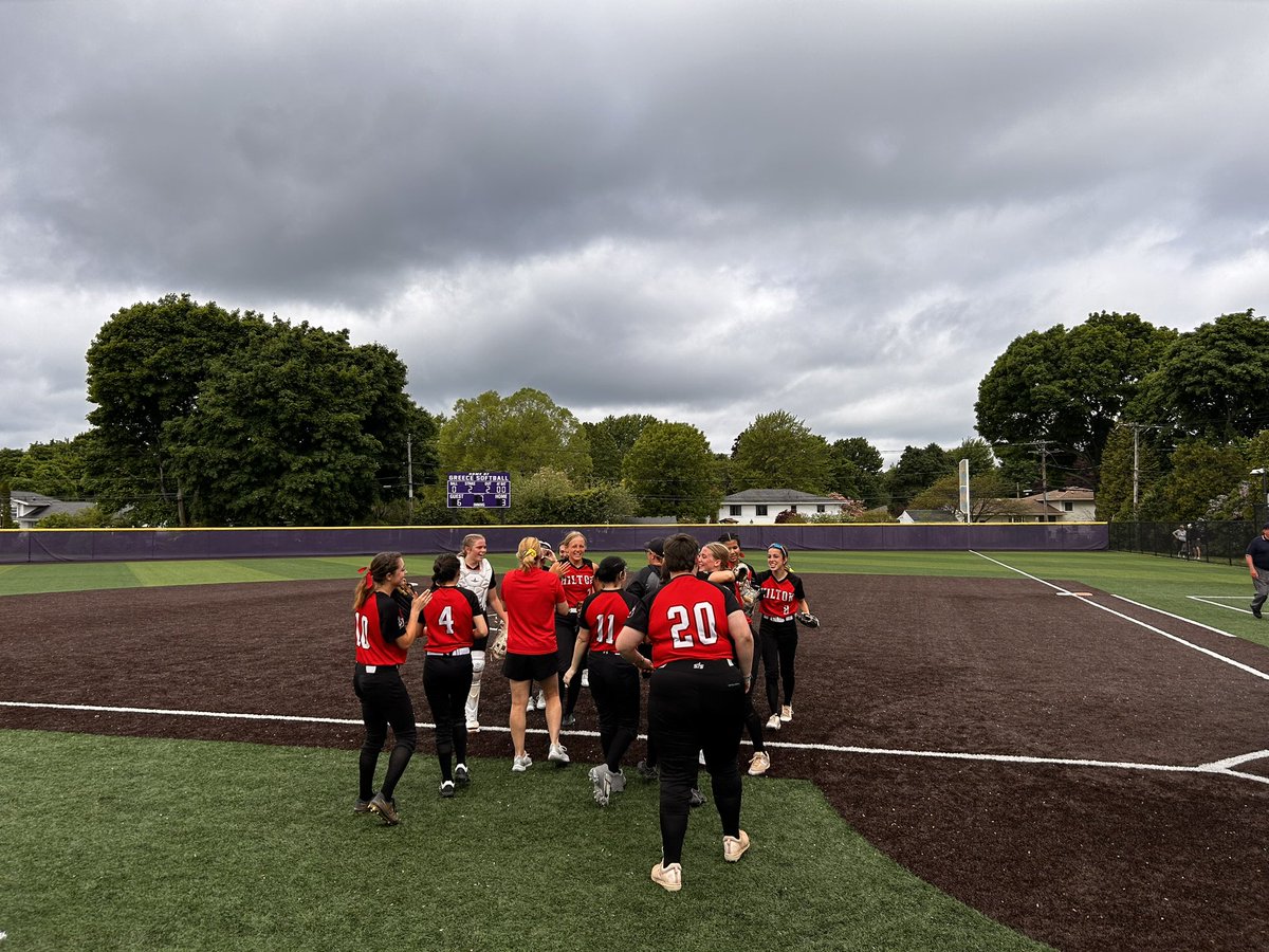 CADETS WIN!! Final score 6-3. Hilton will move on to the next round of sectionals vs the winner of Gates/Mendon on 5/21. #GoCadets 🥎🍎