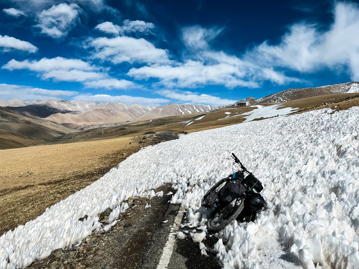 There is so much I want to share from the last seven days but I’ve barely processed any of it. From cycling to the worlds highest motor-able pass to documenting Aurora in Ladakh, for now I’m just stoked my lungs didn’t explode. 

On the way to Umling La, 5800m/19,000ft