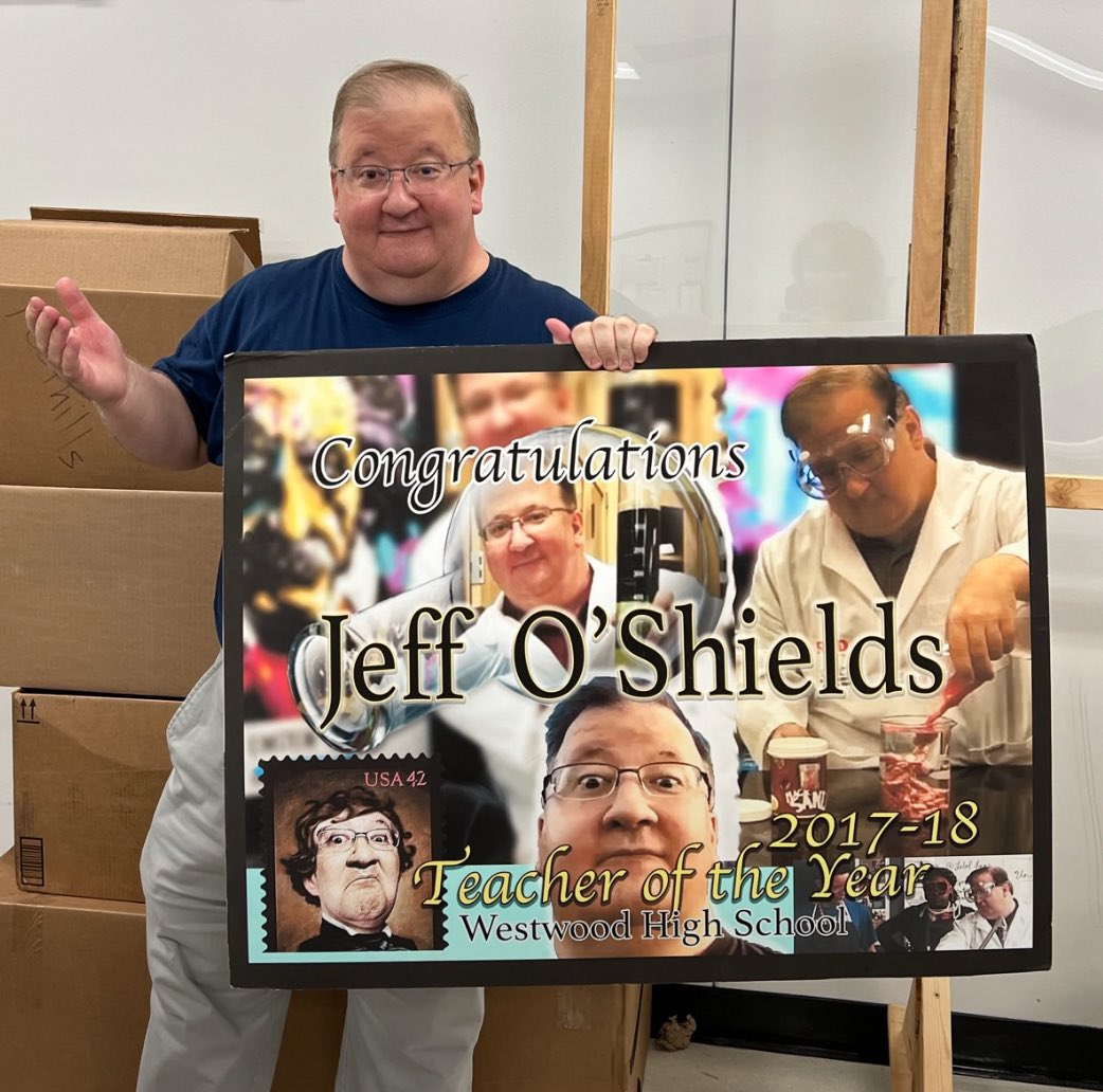 JeffOShields2's tweet photo. Look what popped up on my #Timehop! #TeacherOfTheYear #2017throwback #mroshields #WestwoodHighSchool https://t.co/pqEzBGKnDc