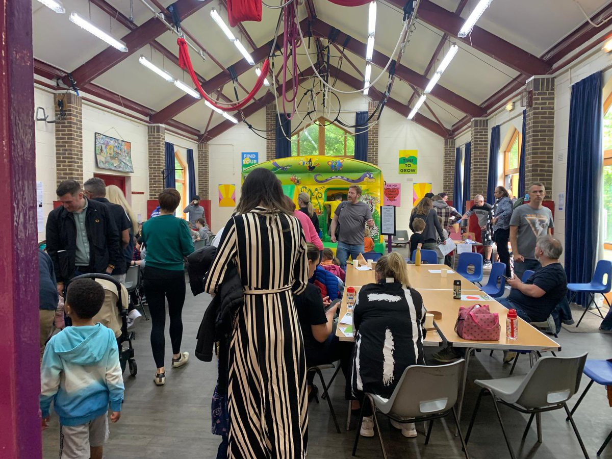 Wonderful to launch a new community newsletter at a celebration community arts day creating inclusive sensory space with @HCChangleton <a href="/brightfest/">Brighton Festival</a> <a href="/HKP_Info/">The H&K Project</a>