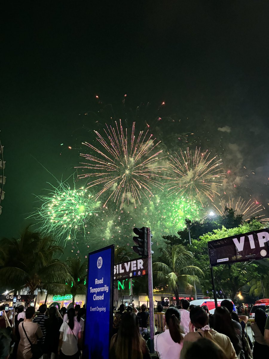 acrovil14's tweet image. Grabe ka pasabog oy 🎆🥹 #SMMoa #pyromusicalcompetition